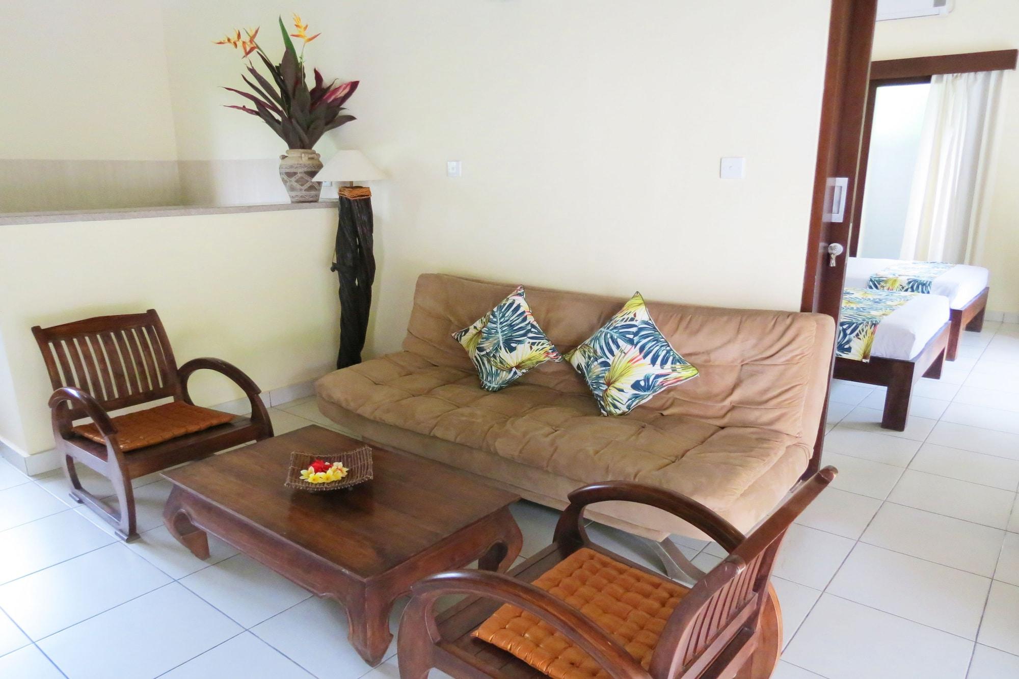 Medewi Bay Retreat Hotel Pulukan Luaran gambar
