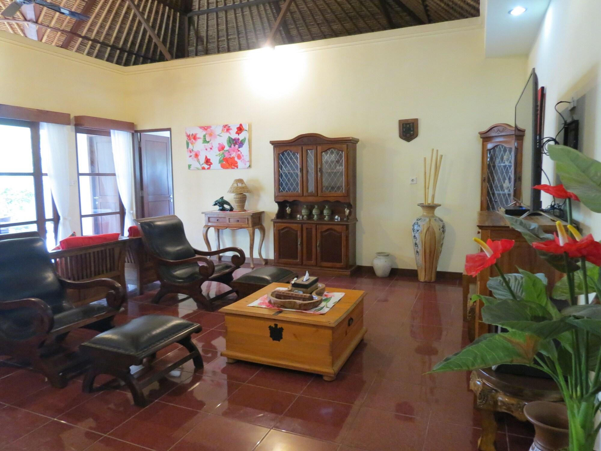 Medewi Bay Retreat Hotel Pulukan Luaran gambar