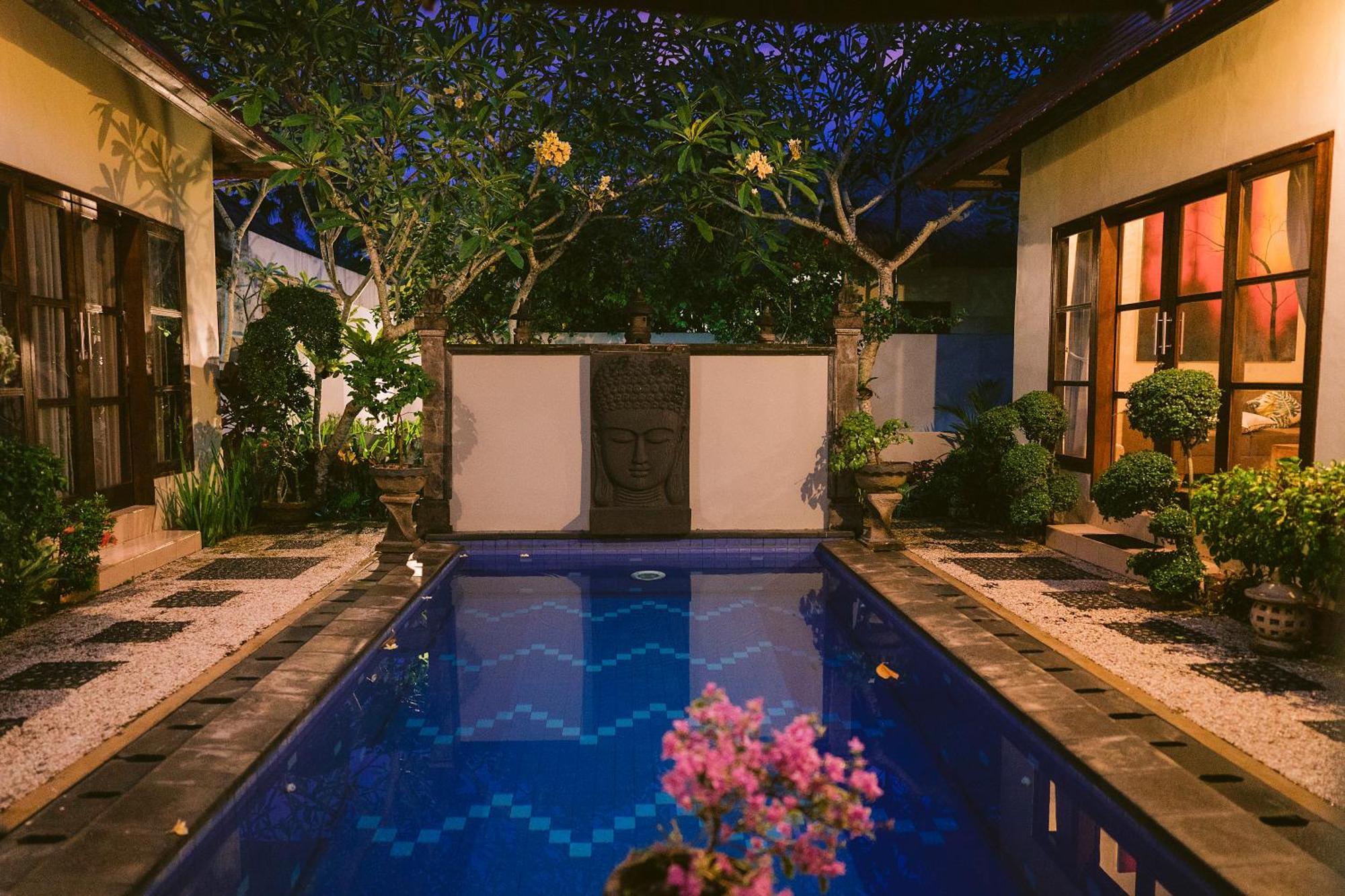 Medewi Bay Retreat Hotel Pulukan Luaran gambar