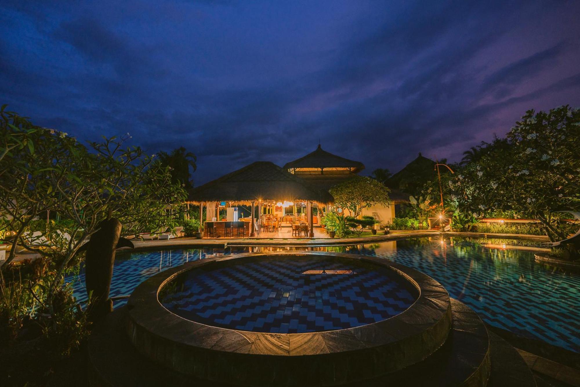 Medewi Bay Retreat Hotel Pulukan Luaran gambar