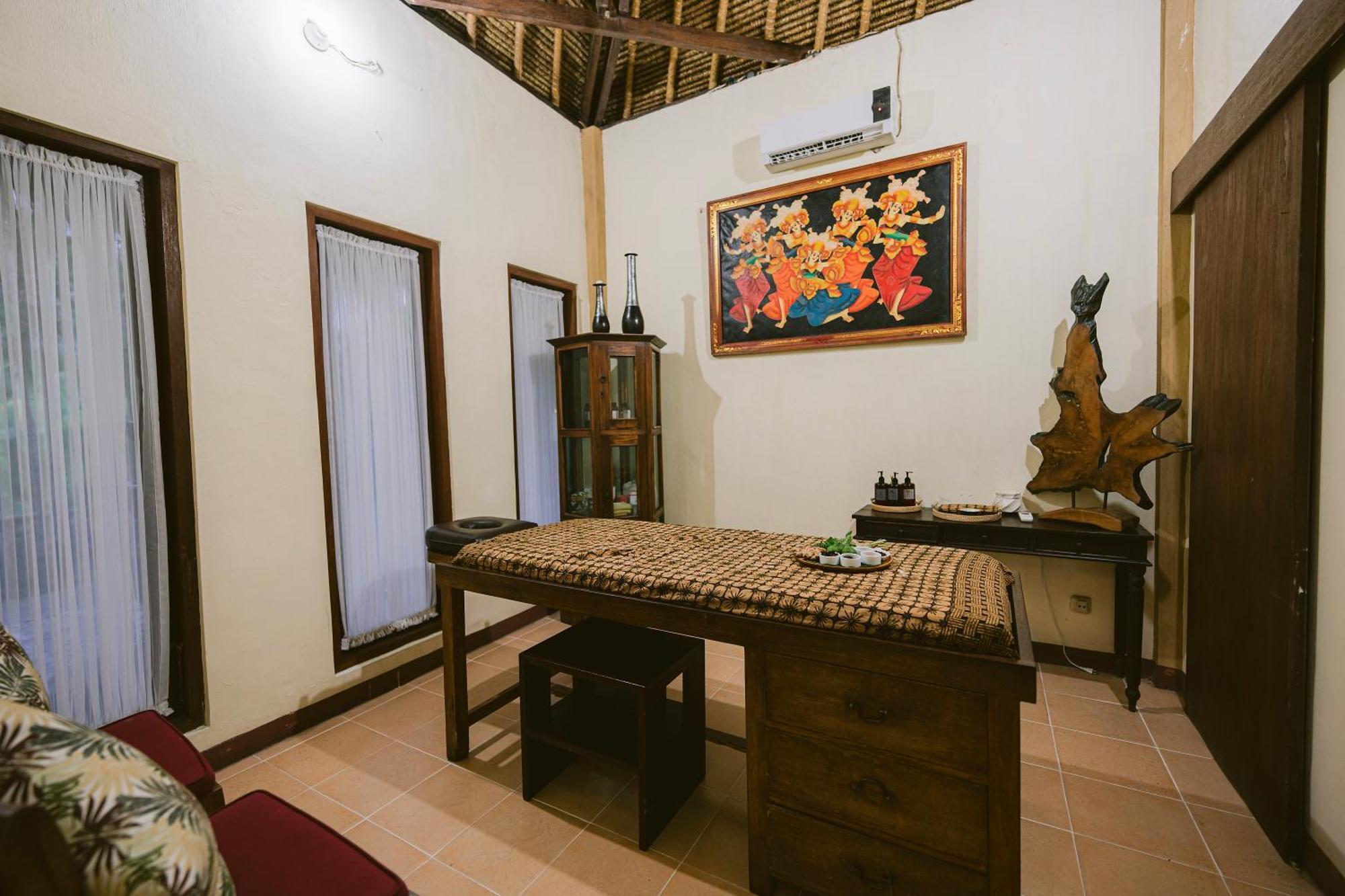 Medewi Bay Retreat Hotel Pulukan Luaran gambar